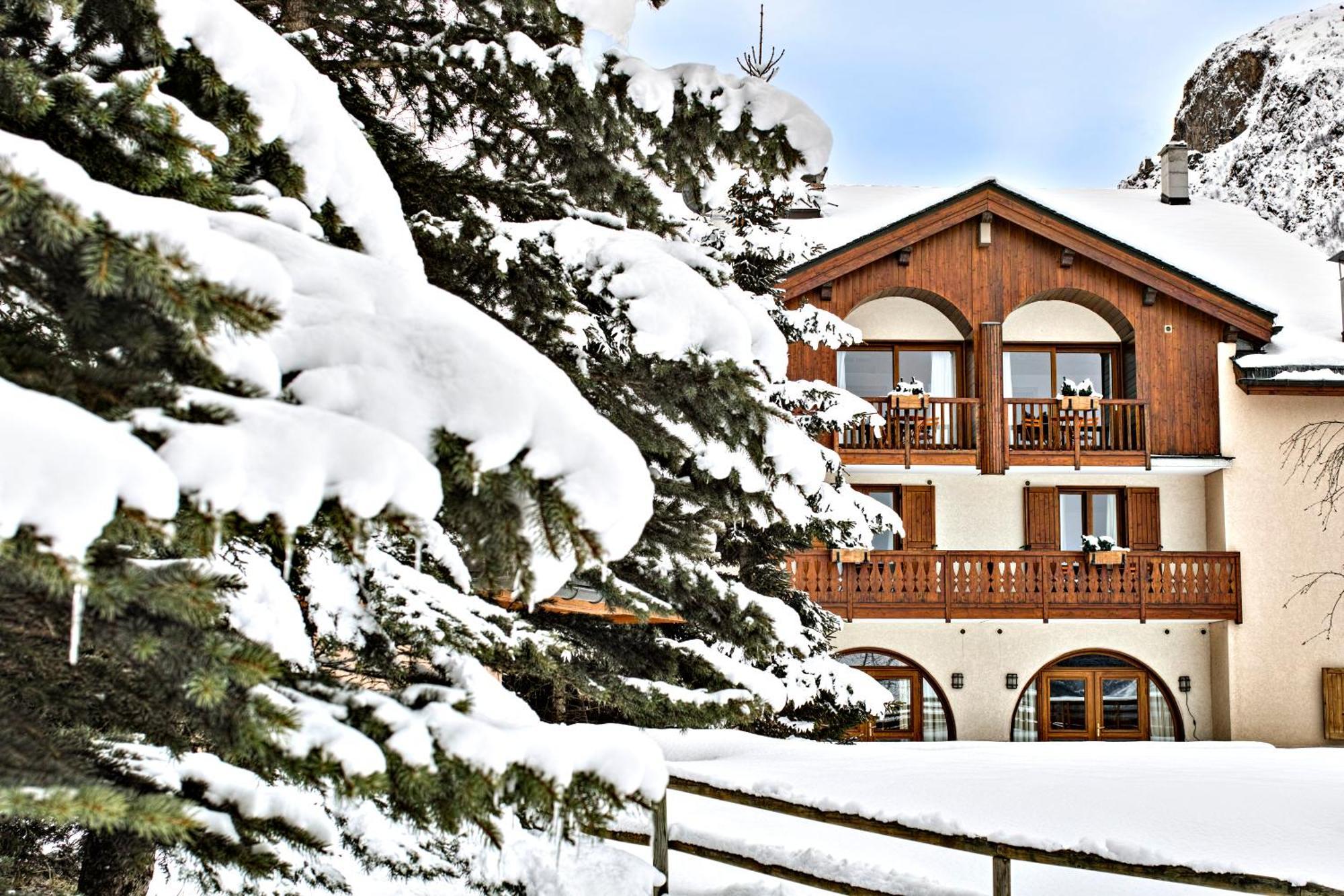 Appartements Du Saint-Martin Luaran gambar